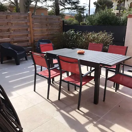 Apartament Rdc-120m Agay-2ch Saint-Raphaël